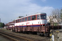 n�dra�� Olomouc m�sto, odvoz tramvaje na mont� EM-testu na p�edn� �elo